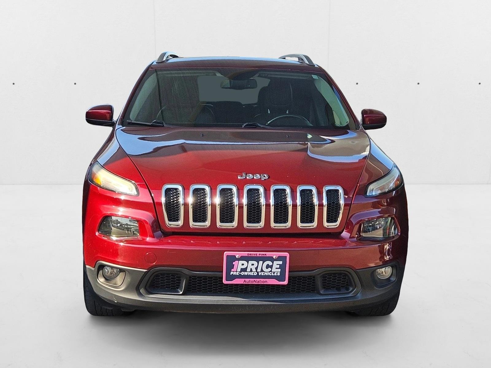 2018 Jeep Cherokee Latitude photo 2
