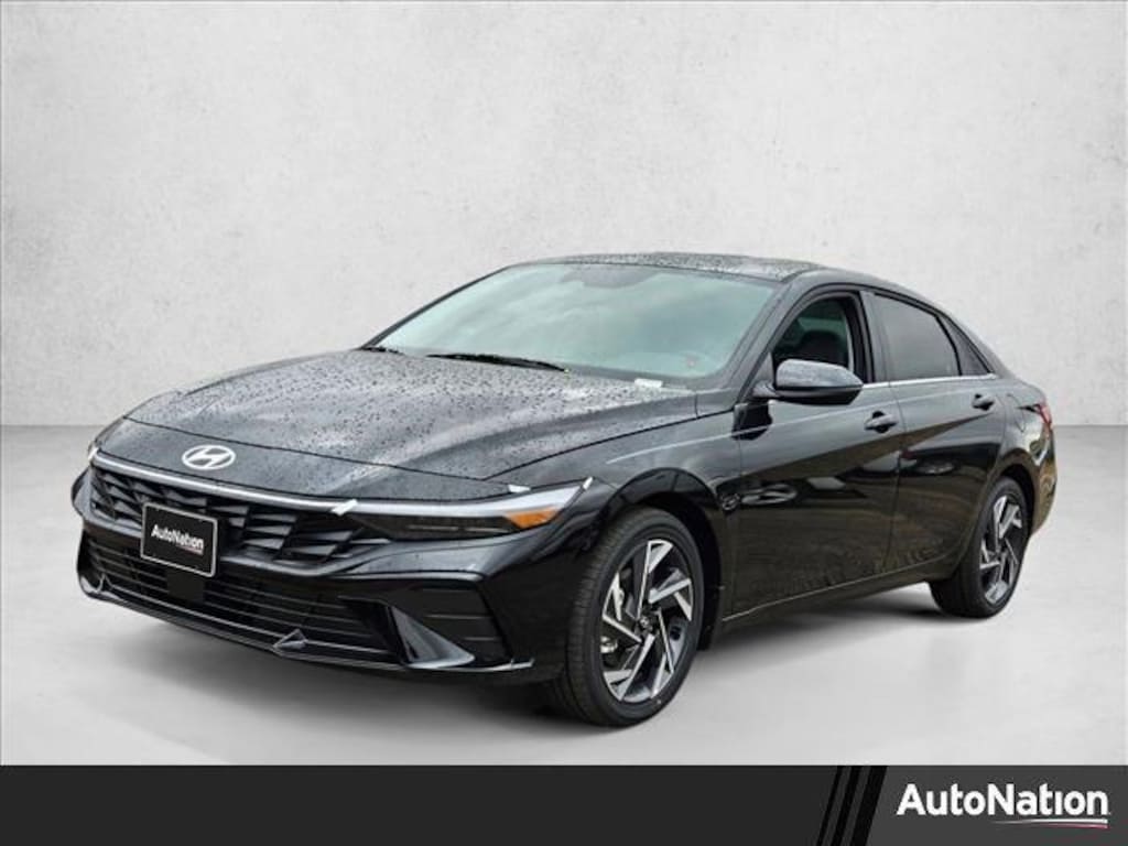 New 2026 Hyundai Elantra Limited 4dr Car