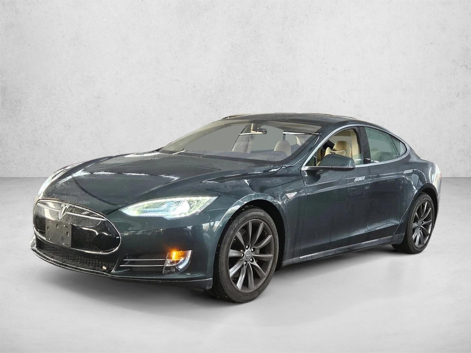 2014 Tesla Model S S's photo