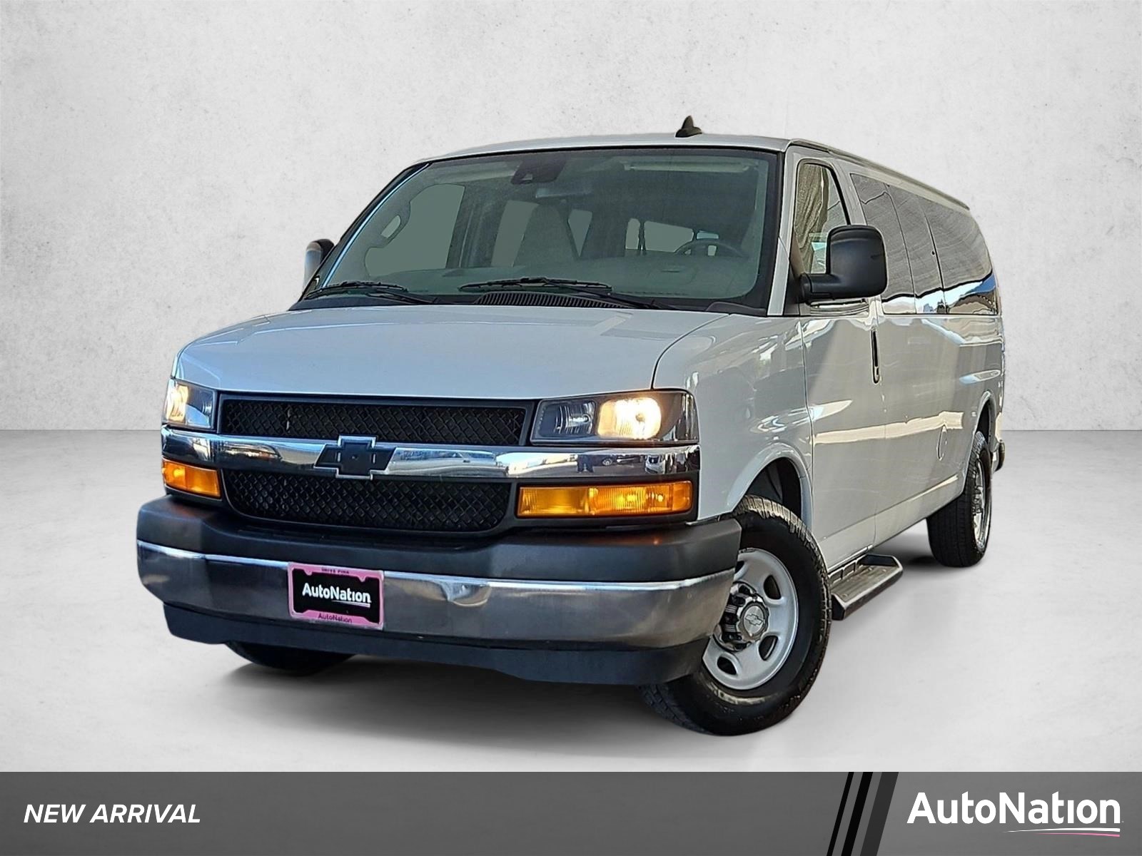 2020 Chevrolet Express Passenger LT