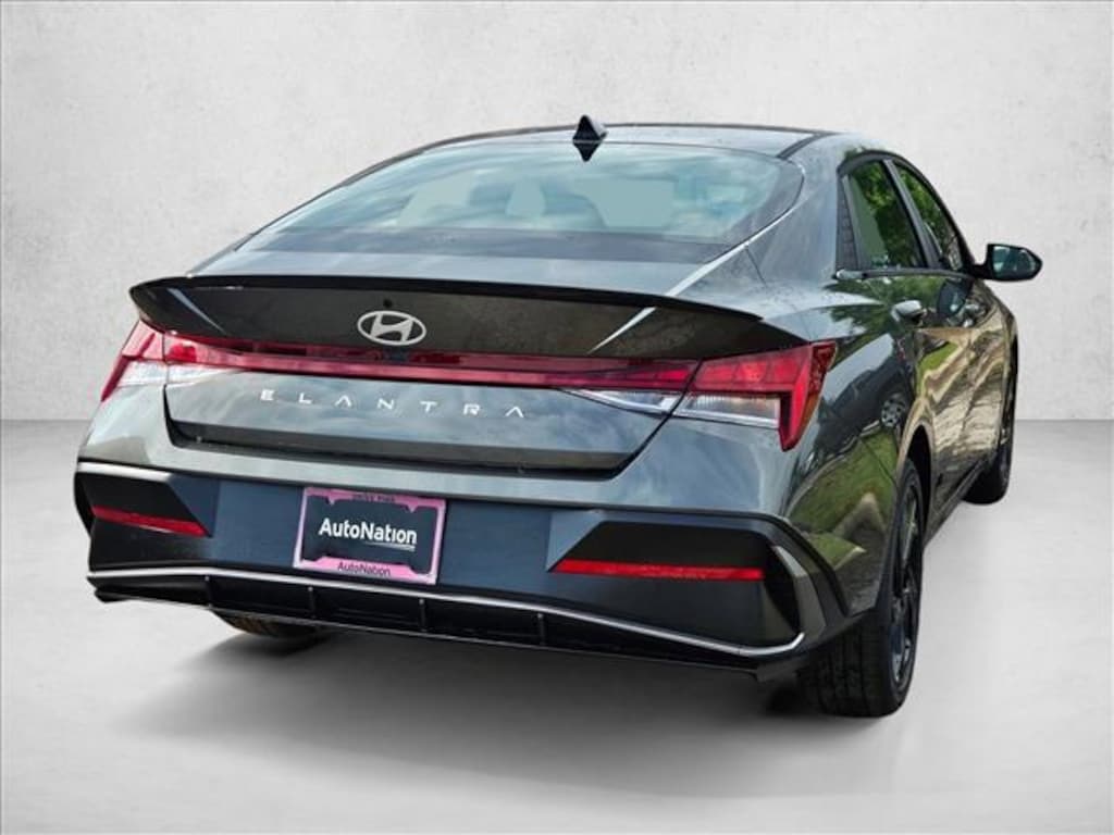 New 2026 Hyundai Elantra SEL Sport Premium 4dr Car