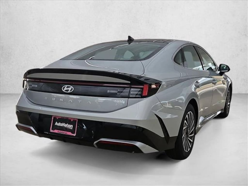 New 2026 Hyundai Sonata Hybrid SEL 4dr Car