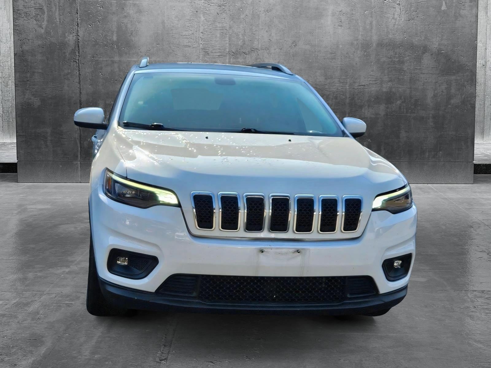 Used 2019 Jeep Cherokee Latitude Plus with VIN 1C4PJLLB2KD247252 for sale in Richland Hills, TX