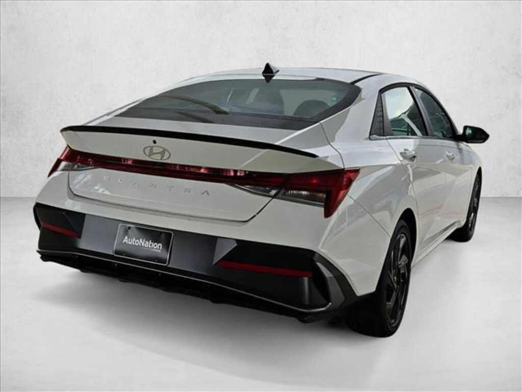 New 2026 Hyundai Elantra SEL Sport Premium 4dr Car