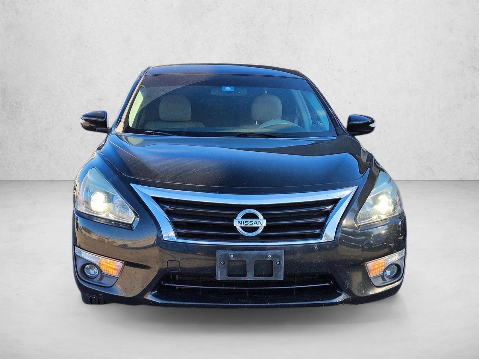 2013 Nissan Altima 3.5 SL photo 2