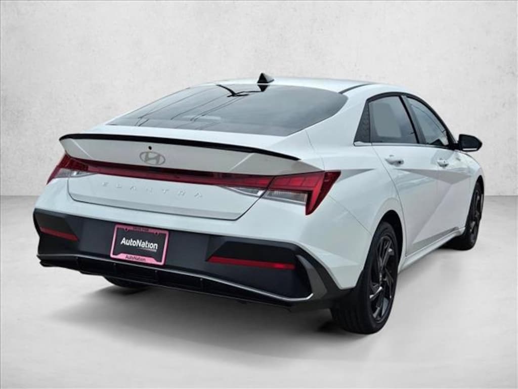 New 2026 Hyundai Elantra SEL Sport Premium 4dr Car