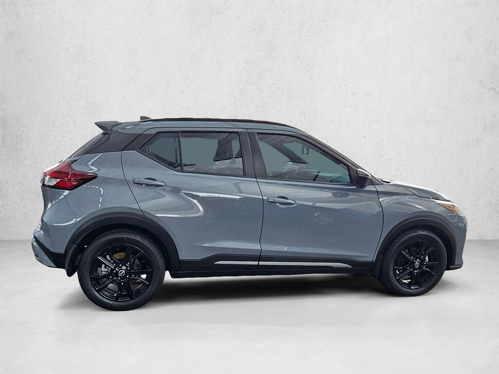 Used 2022 Nissan Kicks SR Sport Utility
