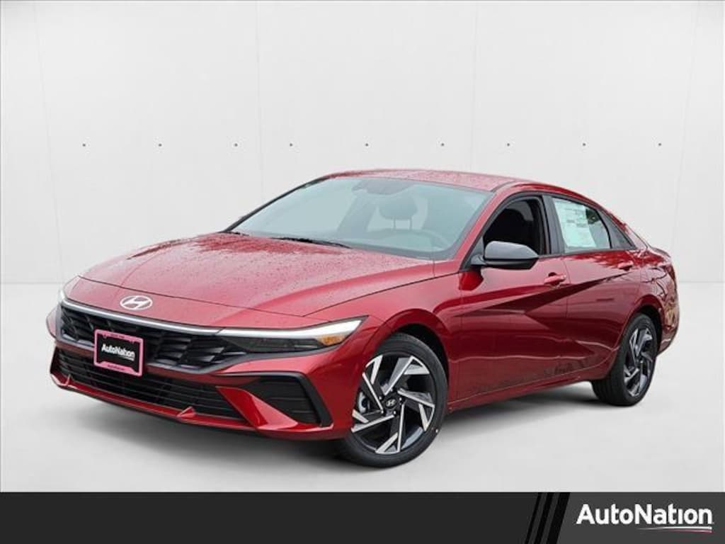 New 2025 Hyundai Elantra SEL Sport 4dr Car