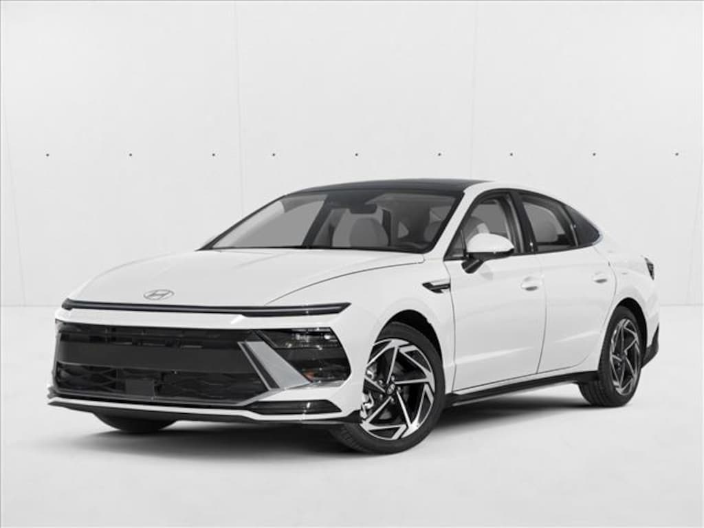 Used 2025 Hyundai Sonata SE 4dr Car