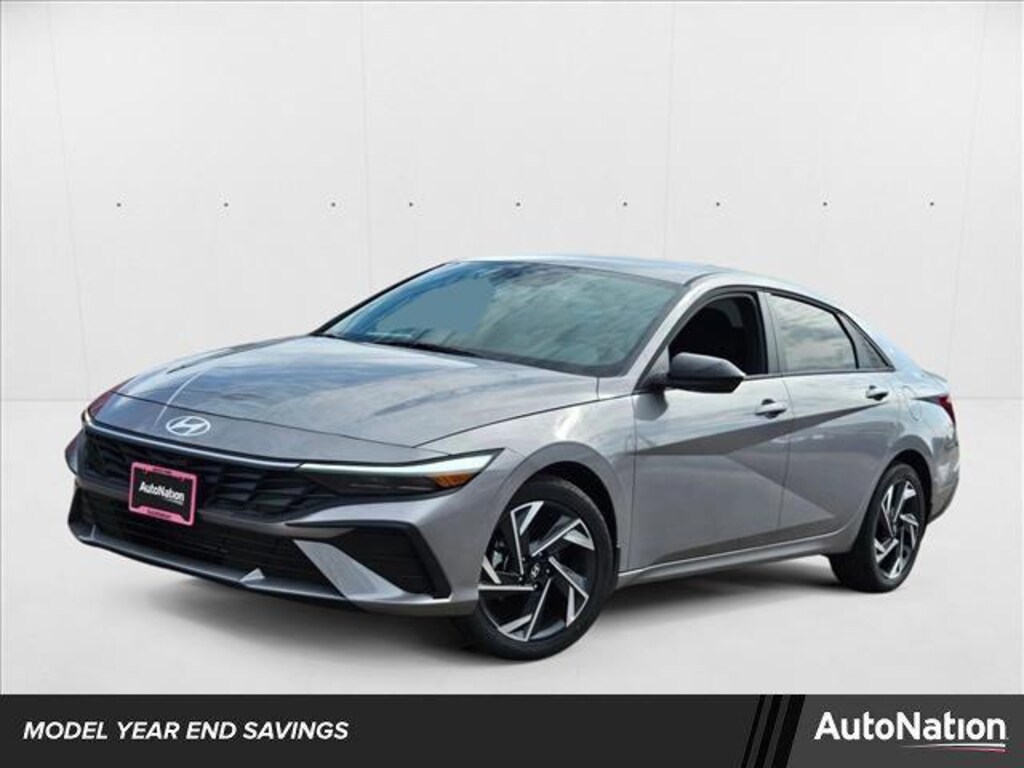 New 2025 Hyundai Elantra SEL Sport 4dr Car