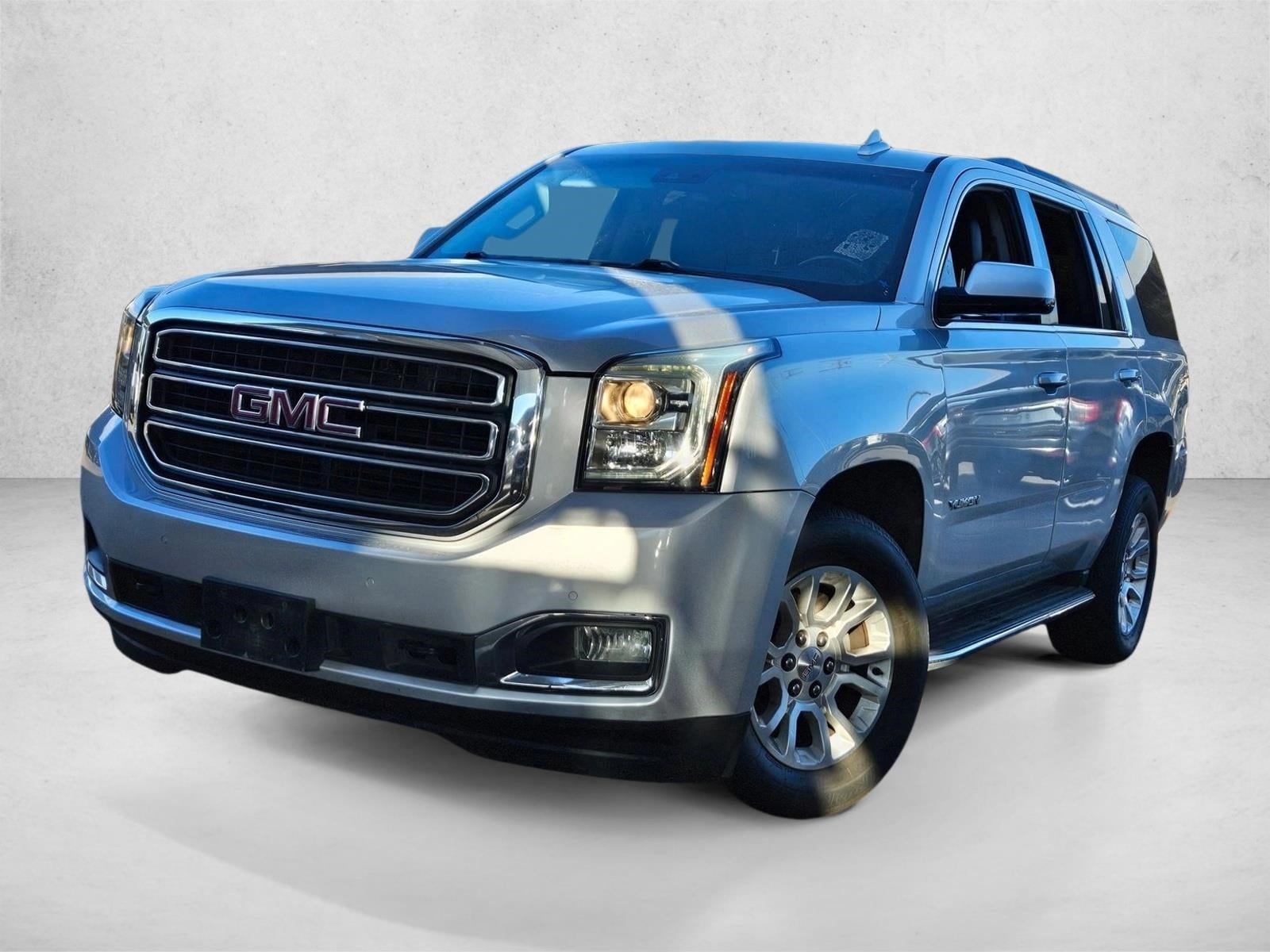 2019 GMC Yukon SLT's photo