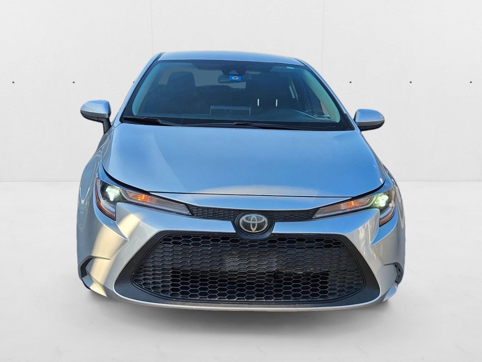 Used 2020 Toyota Corolla LE with VIN JTDEPRAE1LJ003522 for sale in North Richland Hills, TX