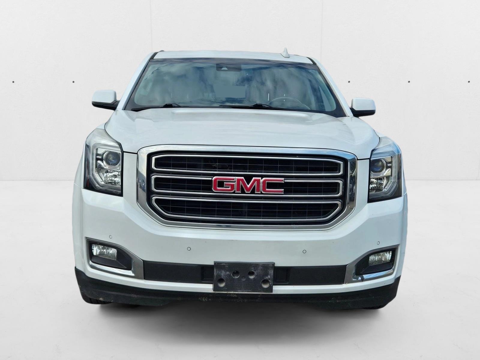 2017 Gmc Yukon XL SLT photo 2