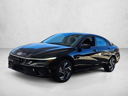 2025 Hyundai Elantra SEL Sport 4dr Car