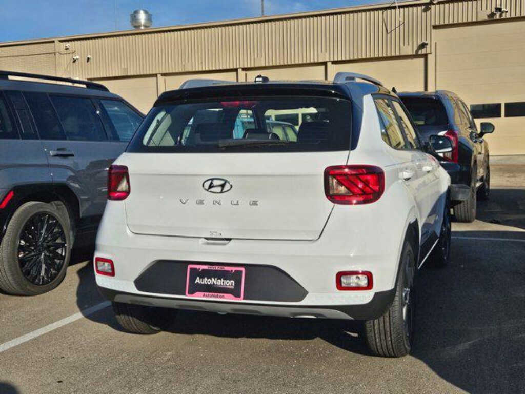 New 2026 Hyundai Venue SEL Sport Utility