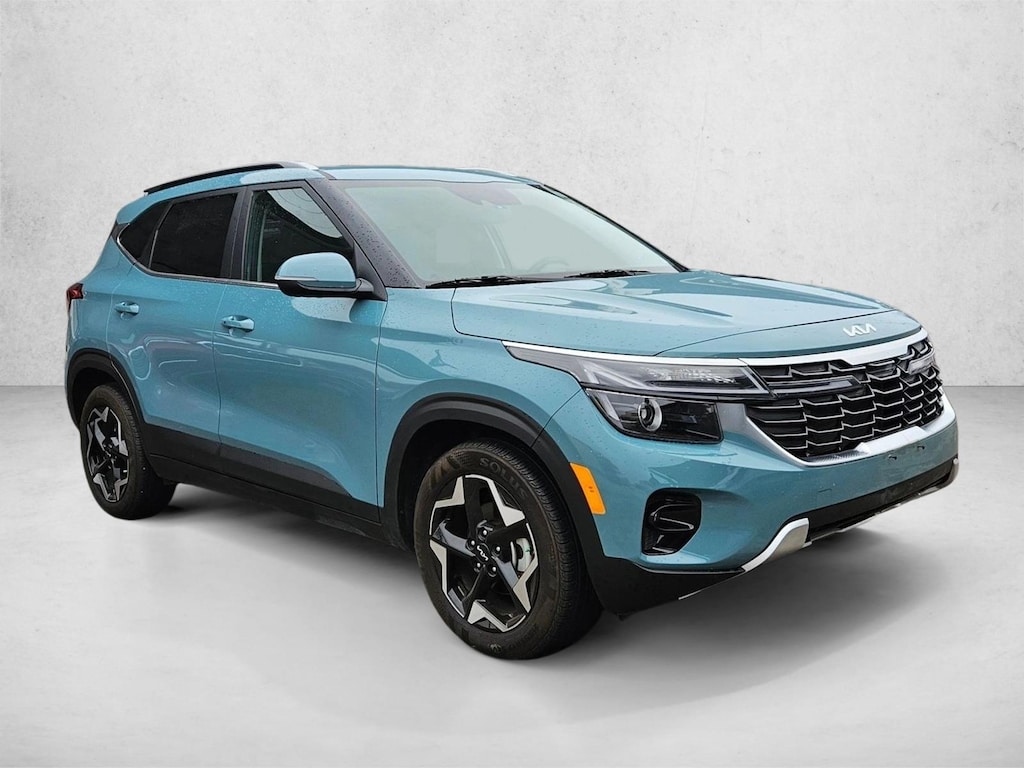 Used 2024 Kia Seltos EX Sport Utility
