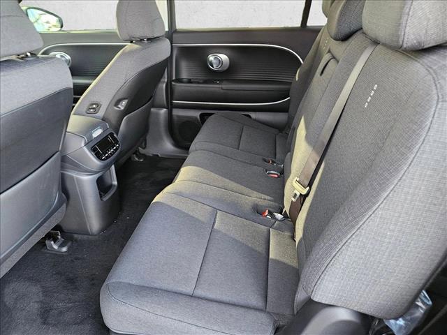 2026 Hyundai IONIQ 9 SE - Photo 13