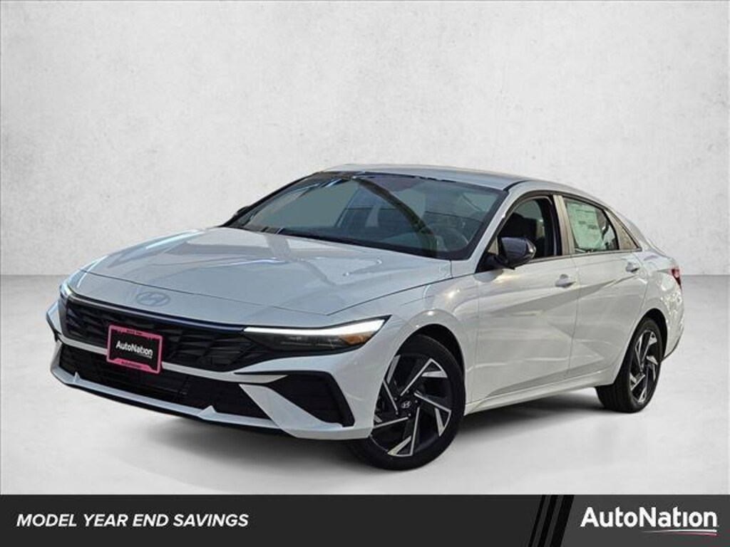 New 2025 Hyundai Elantra SEL Sport 4dr Car