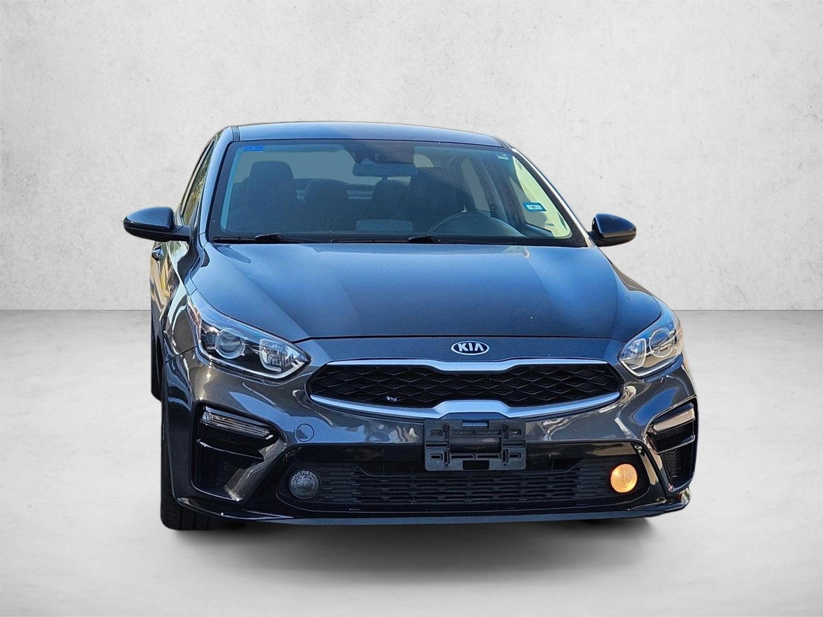 2020 Kia Forte LXS photo 2