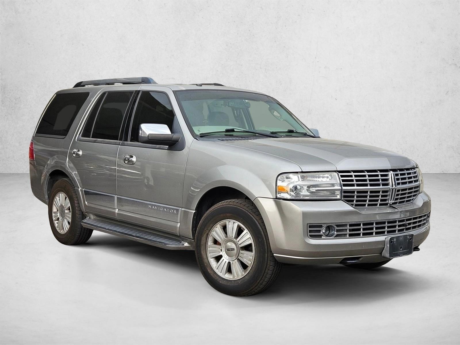 2008 Lincoln Navigator Luxury's photo