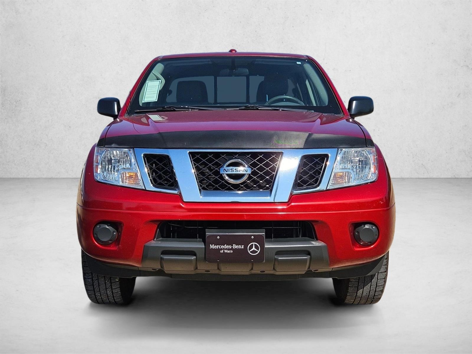 2017 Nissan Frontier SV photo 2