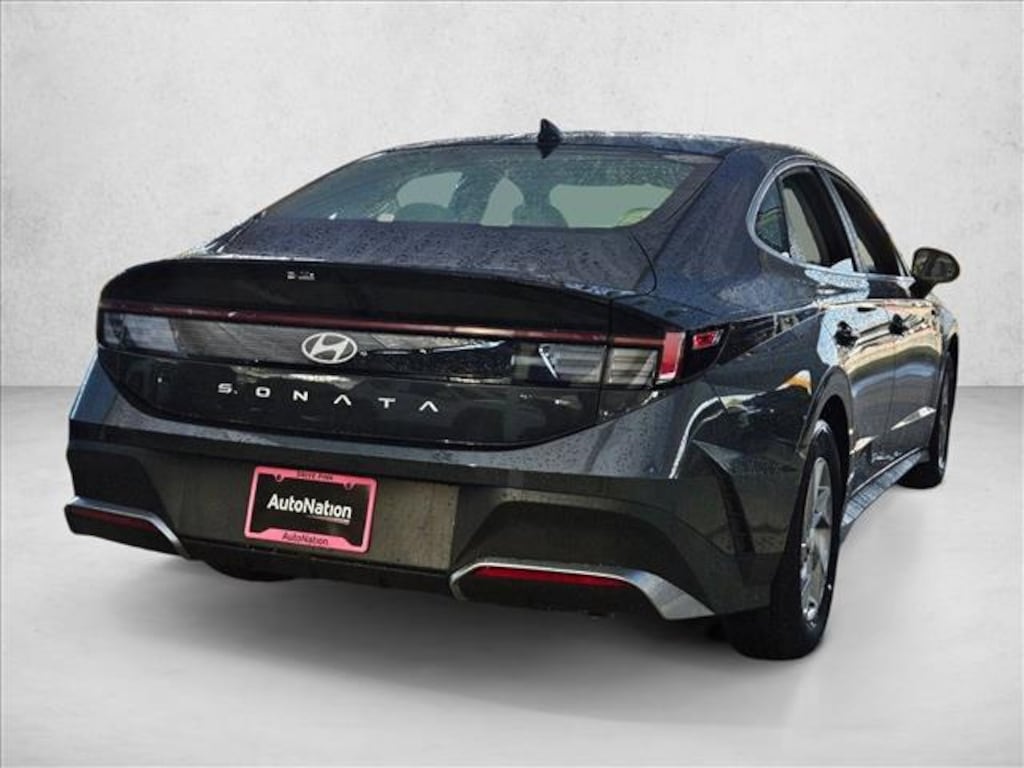 New 2026 Hyundai Sonata SE 4dr Car