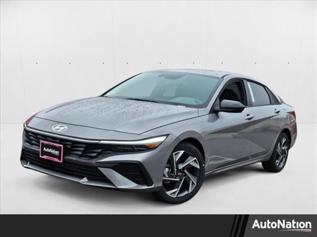 New 2025 Hyundai Elantra SEL Sport 4dr Car