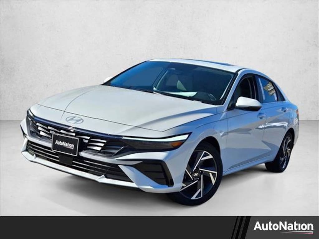 New 2026 Hyundai Elantra Limited 4dr Car