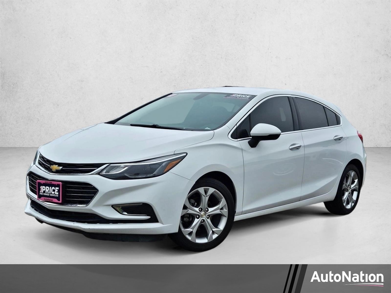 2017 Chevrolet Cruze Premier Hatchback Auto's photo