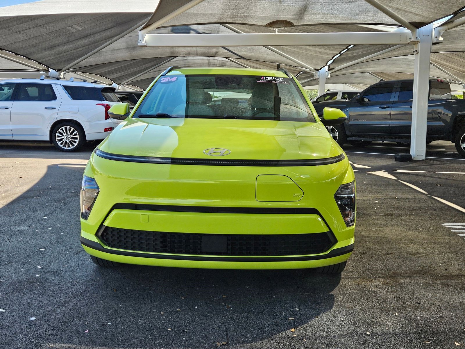 Used 2024 Hyundai Kona EV SEL with VIN KM8HC3A61RU010567 for sale in North Richland Hills, TX