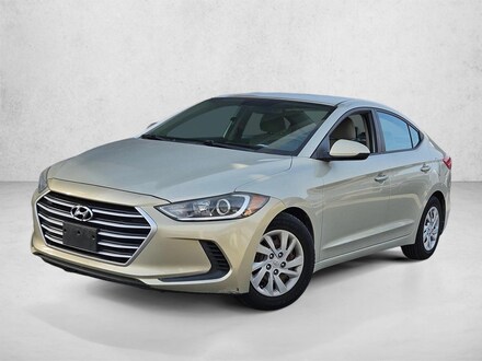 2017 Hyundai Elantra SE 4dr Car