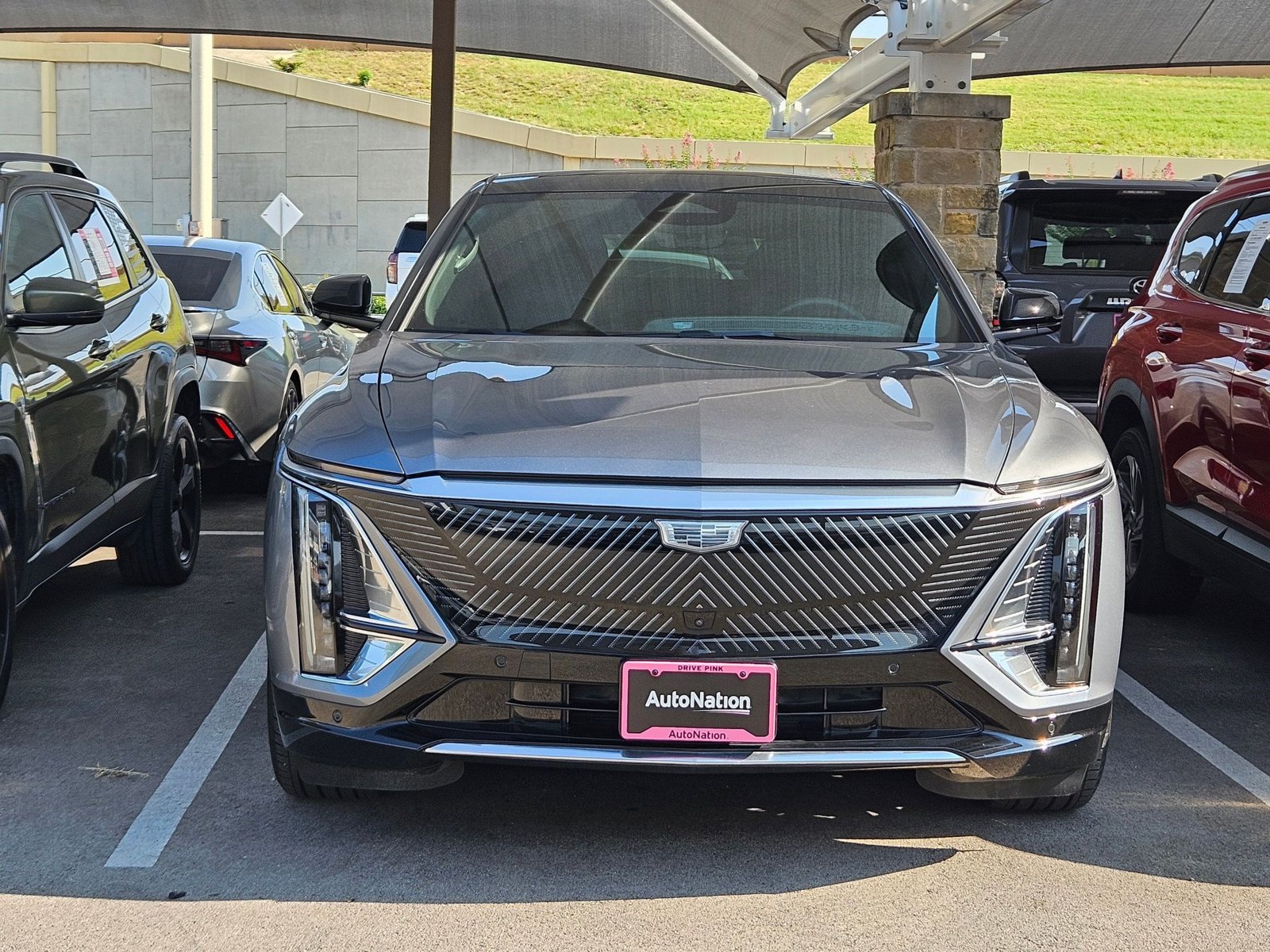 Used 2023 Cadillac LYRIQ Luxury with VIN 1GYKPMRK8PZ002787 for sale in North Richland Hills, TX