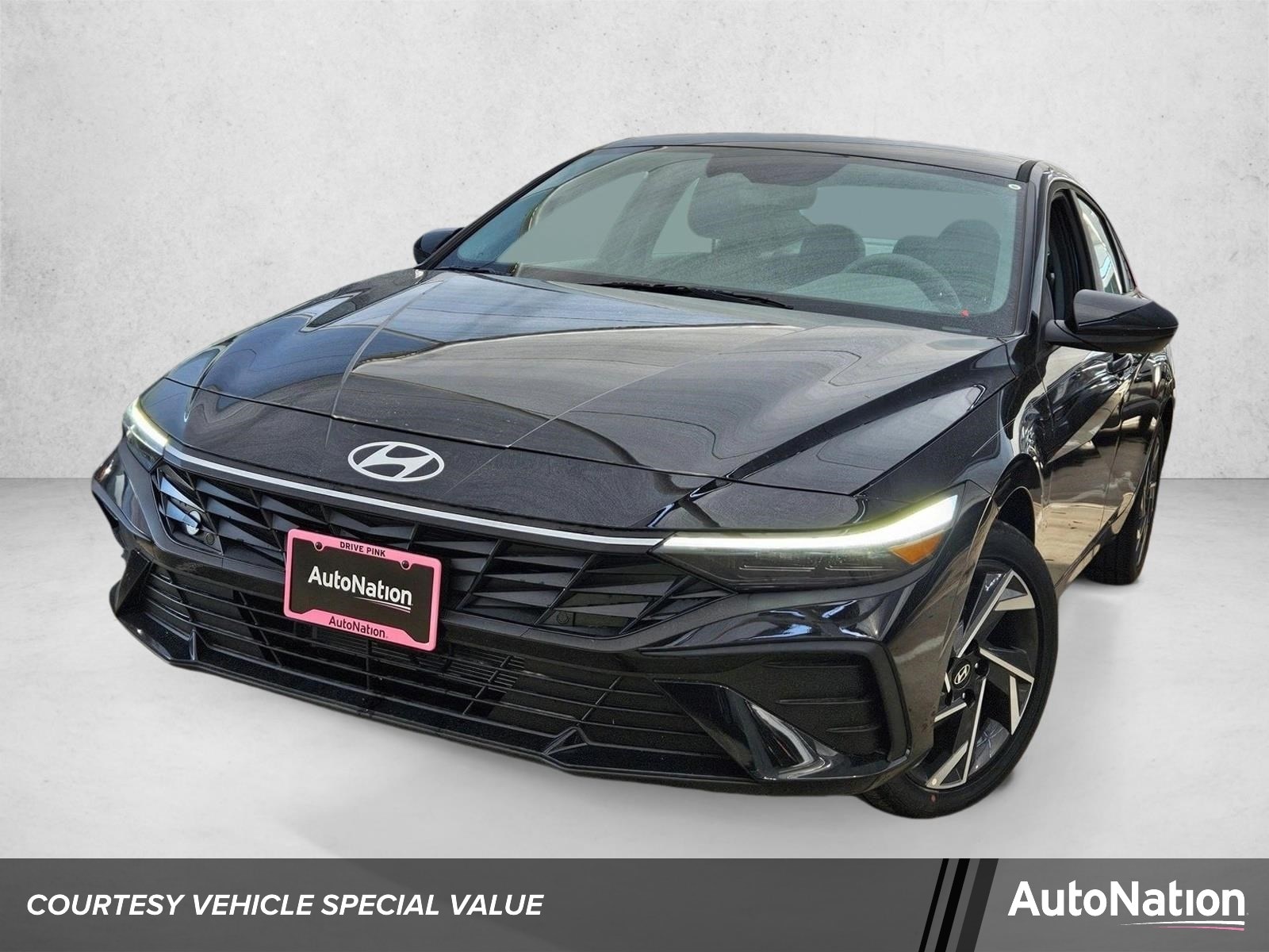 2025 Hyundai Elantra 1.6 SEL Sport's photo