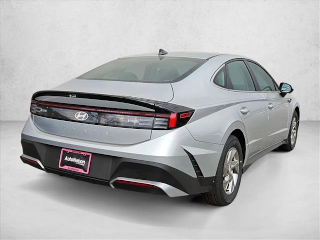 New 2026 Hyundai Sonata SE 4dr Car