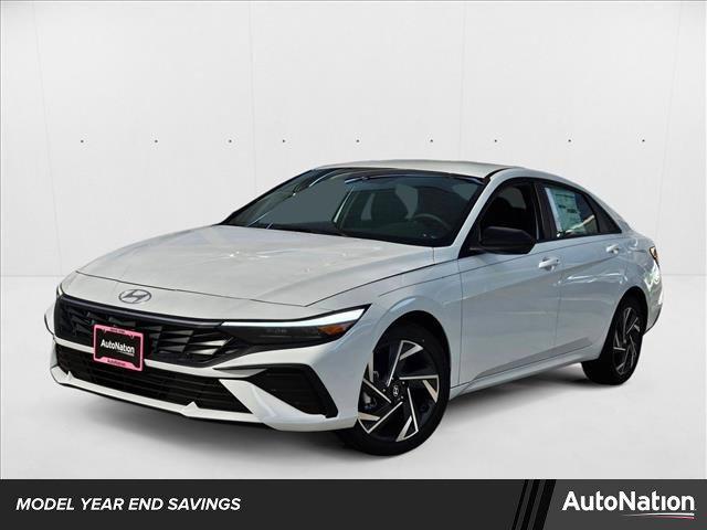 2025 Hyundai Elantra SEL's photo