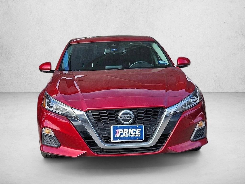 Used 2022 Nissan Altima 2.5 SV 4dr Car