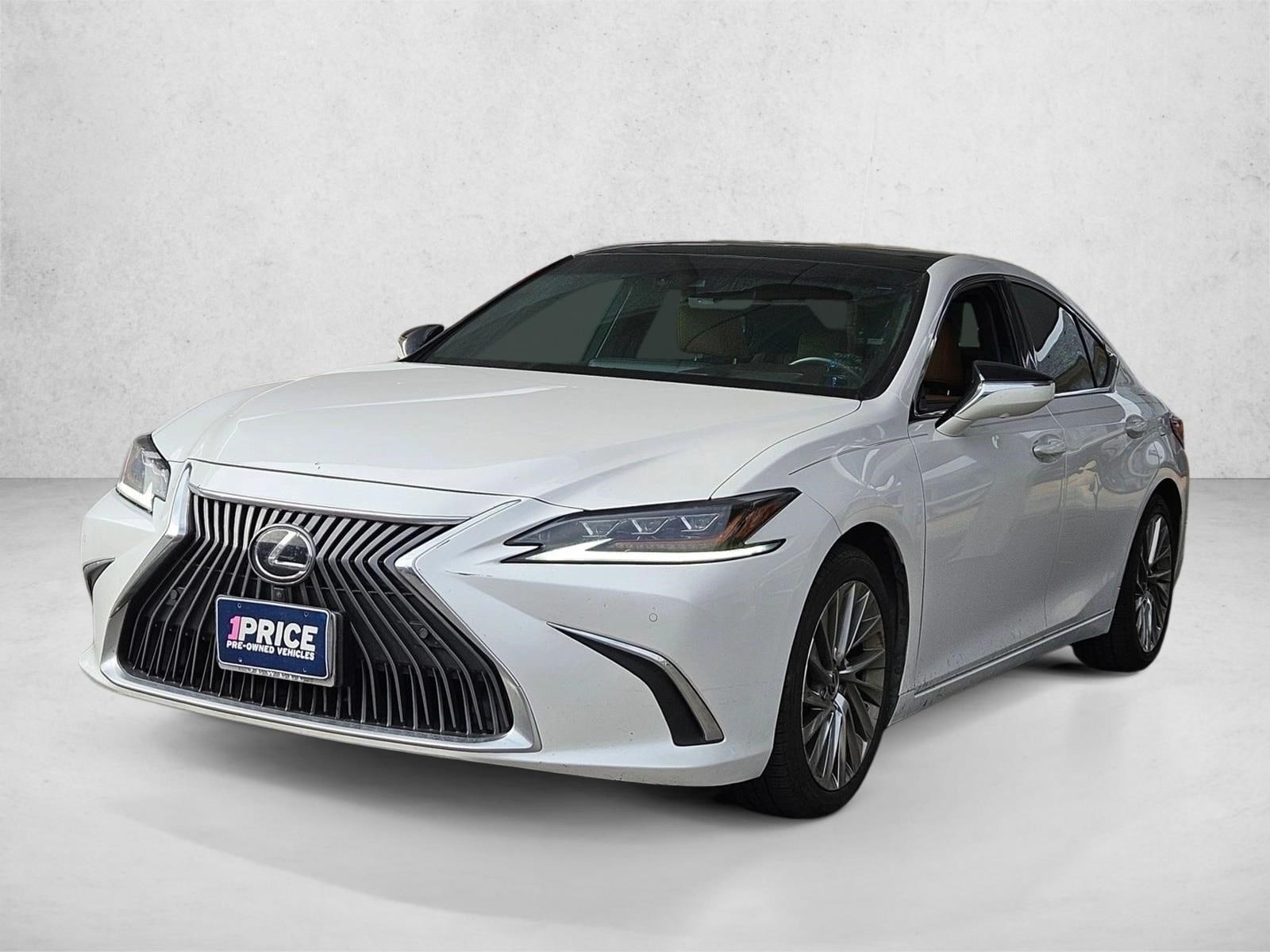 2021 Lexus ES 350 Ultra Luxury's photo