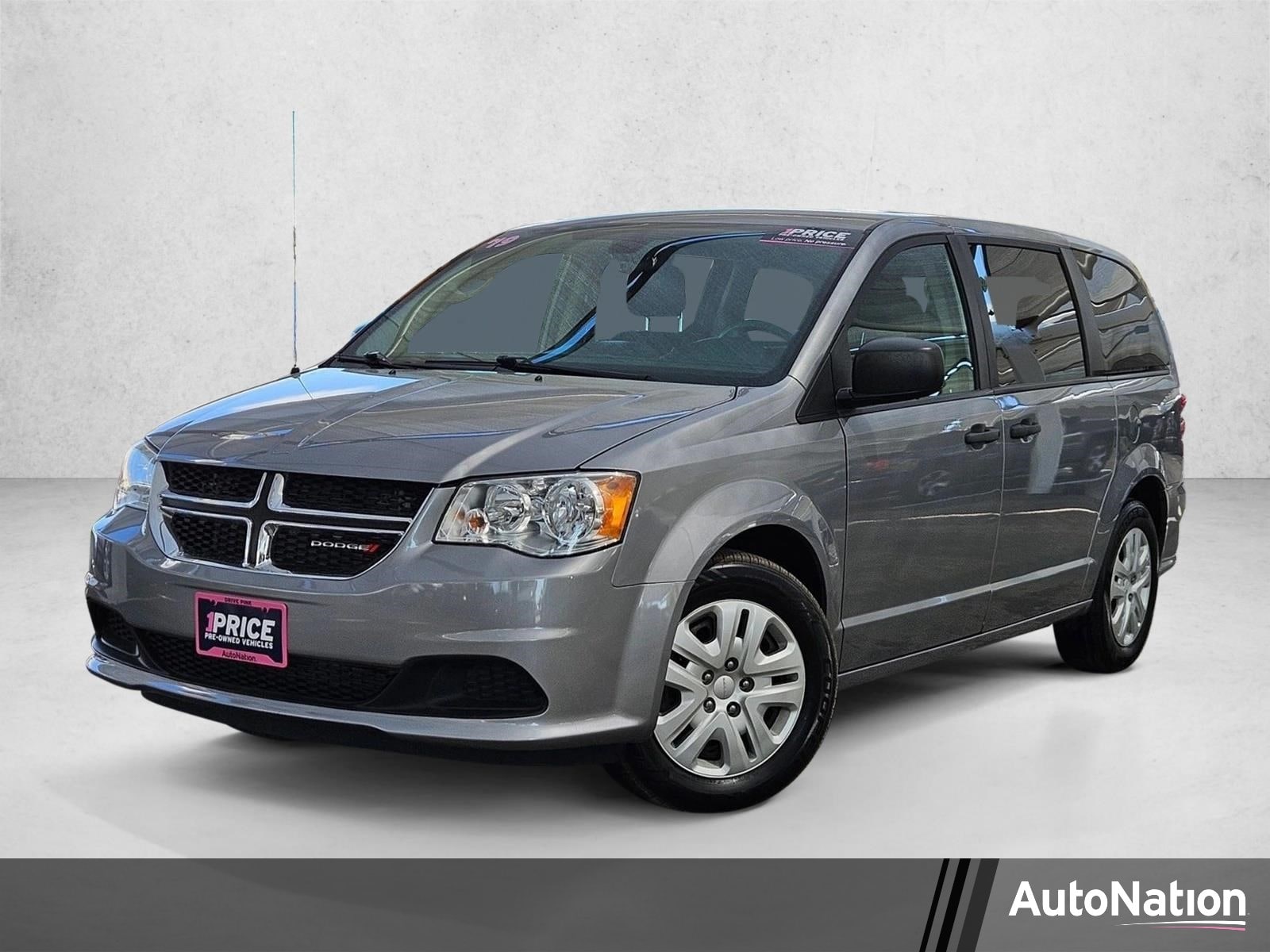 2019 Dodge Grand Caravan SE's photo