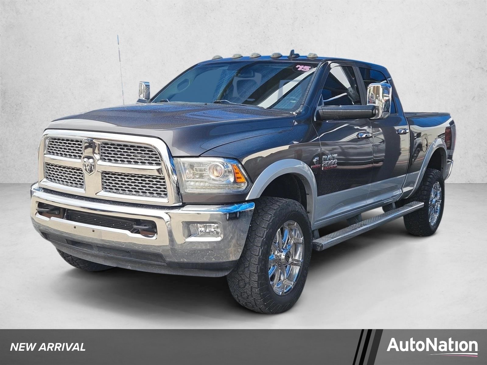 2015 RAM 2500 Laramie 4X4 Crew Cab SWB's photo
