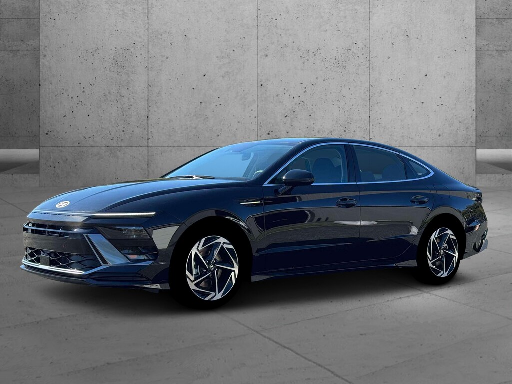 New 2026 Hyundai Sonata SEL Sport 4dr Car