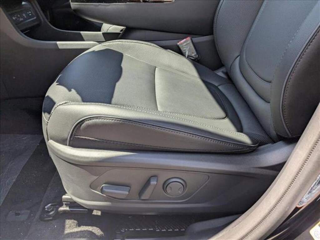 New 2025 Hyundai Tucson Hybrid Limited Sport Utility