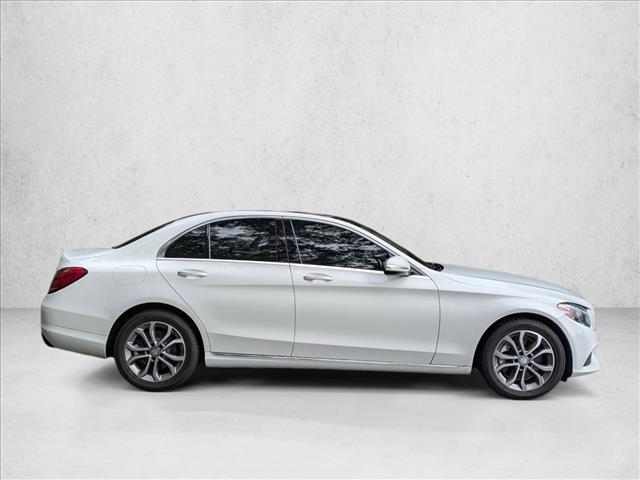 2015 Mercedes Benz C 300 Luxury photo 3