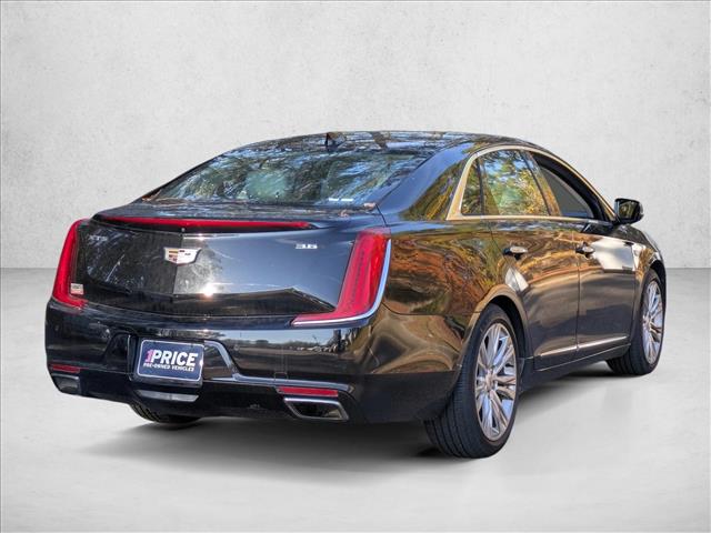 2018 Cadillac XTS Luxury photo 2