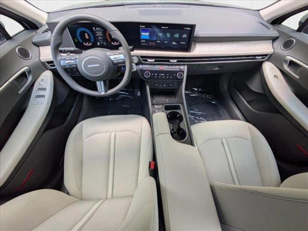 New 2025 Hyundai Sonata Hybrid SEL 4dr Car