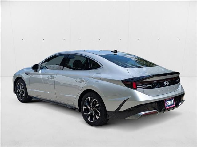 2025 Hyundai Sonata SEL - Photo 9