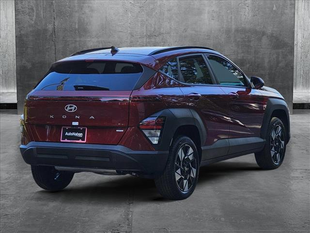 2025 Hyundai Kona SEL photo 2