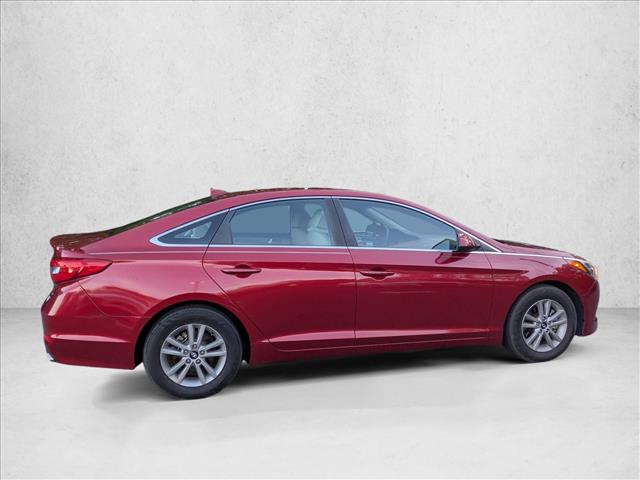 2015 Hyundai Sonata SE photo 3