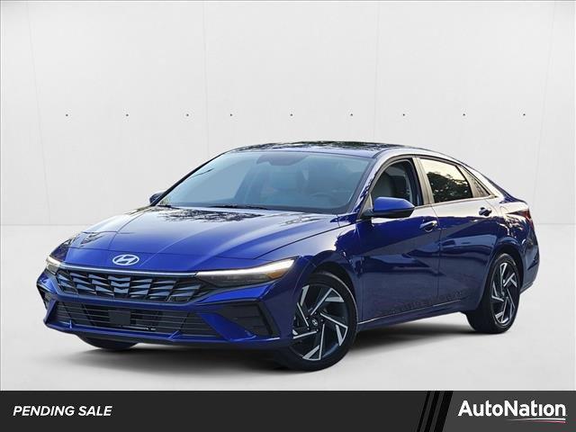 2025 Hyundai Elantra Limited's photo