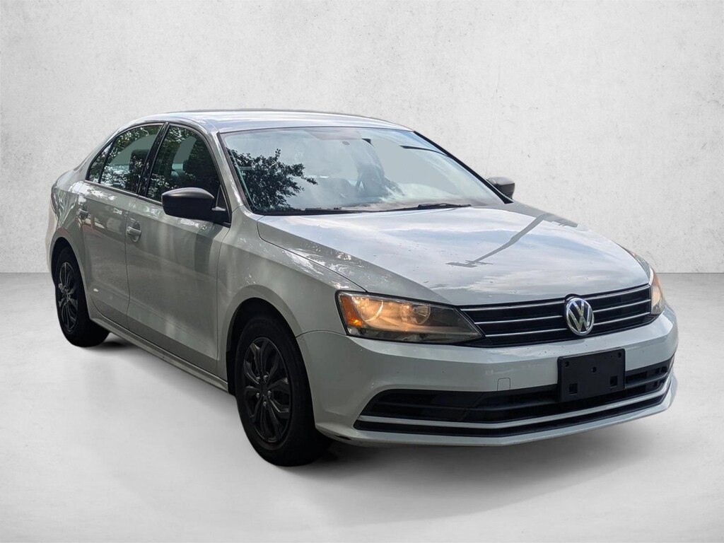 Used 2015 Volkswagen Jetta Sedan 2.0L S w/Technology 4dr Car