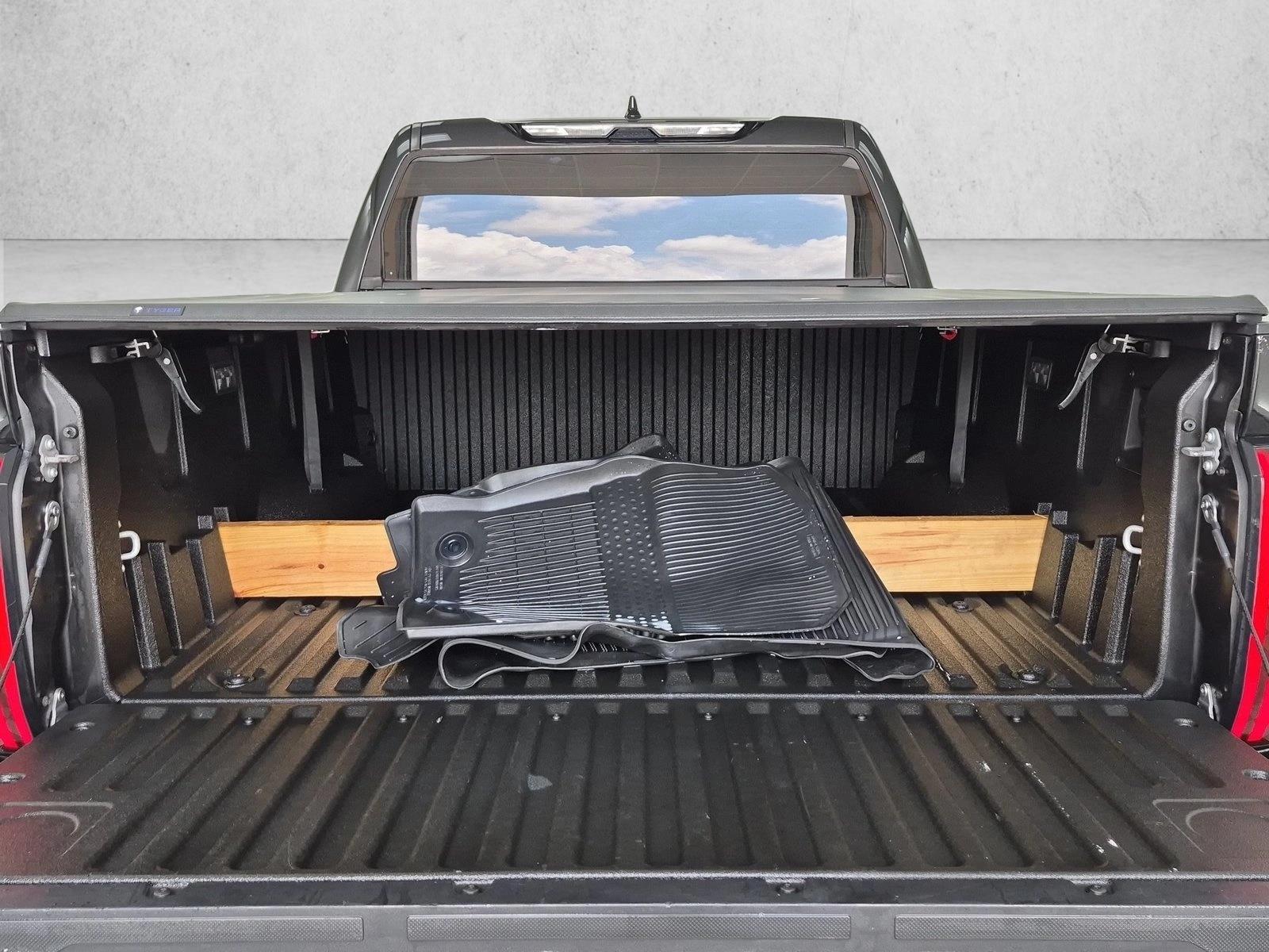 2022 Toyota Tundra SR5 - Photo 6